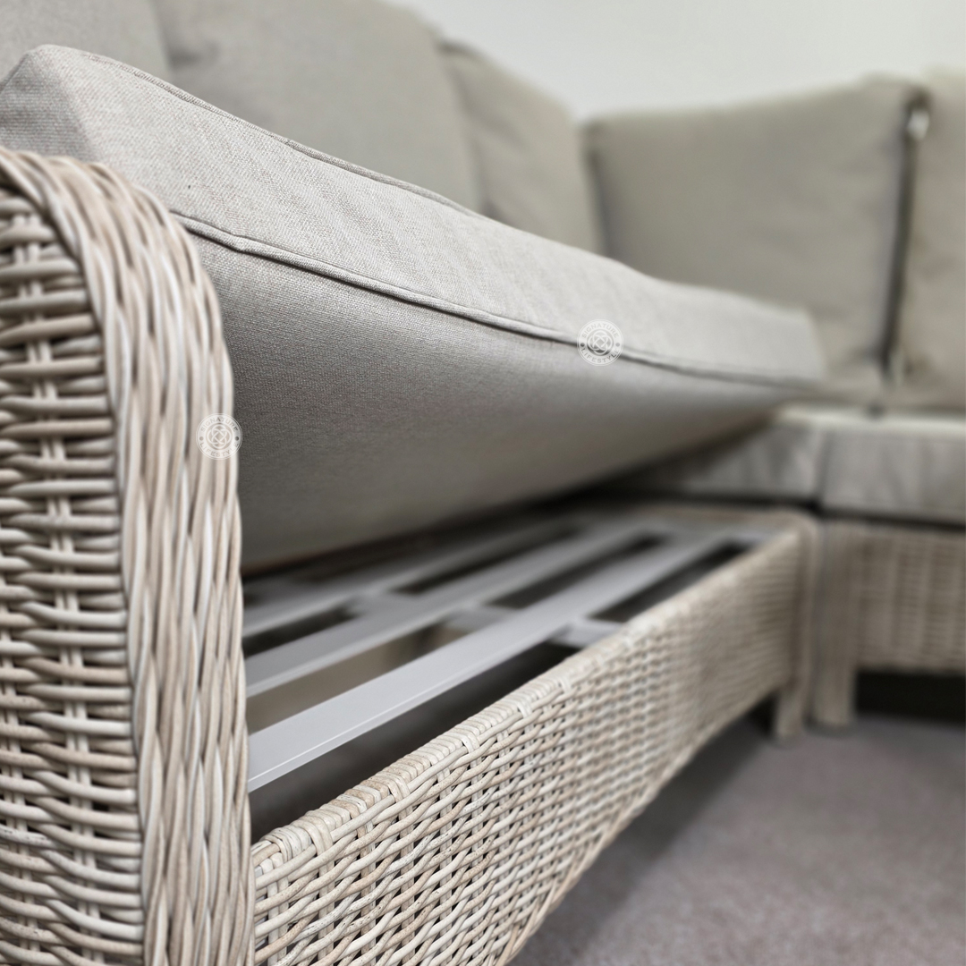 Signature Belgravia Compact Corner