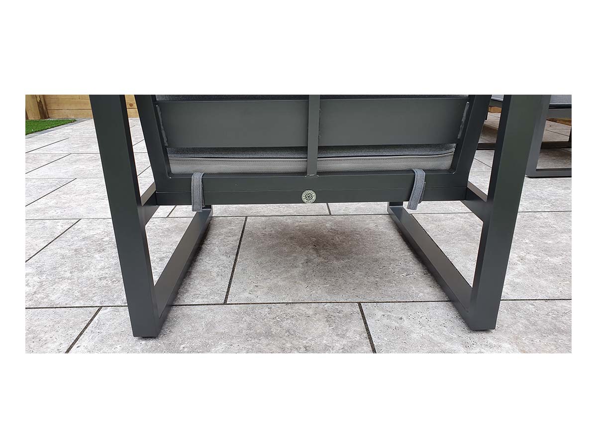 ALARNA Corner Sofa Grey in grey powder coat