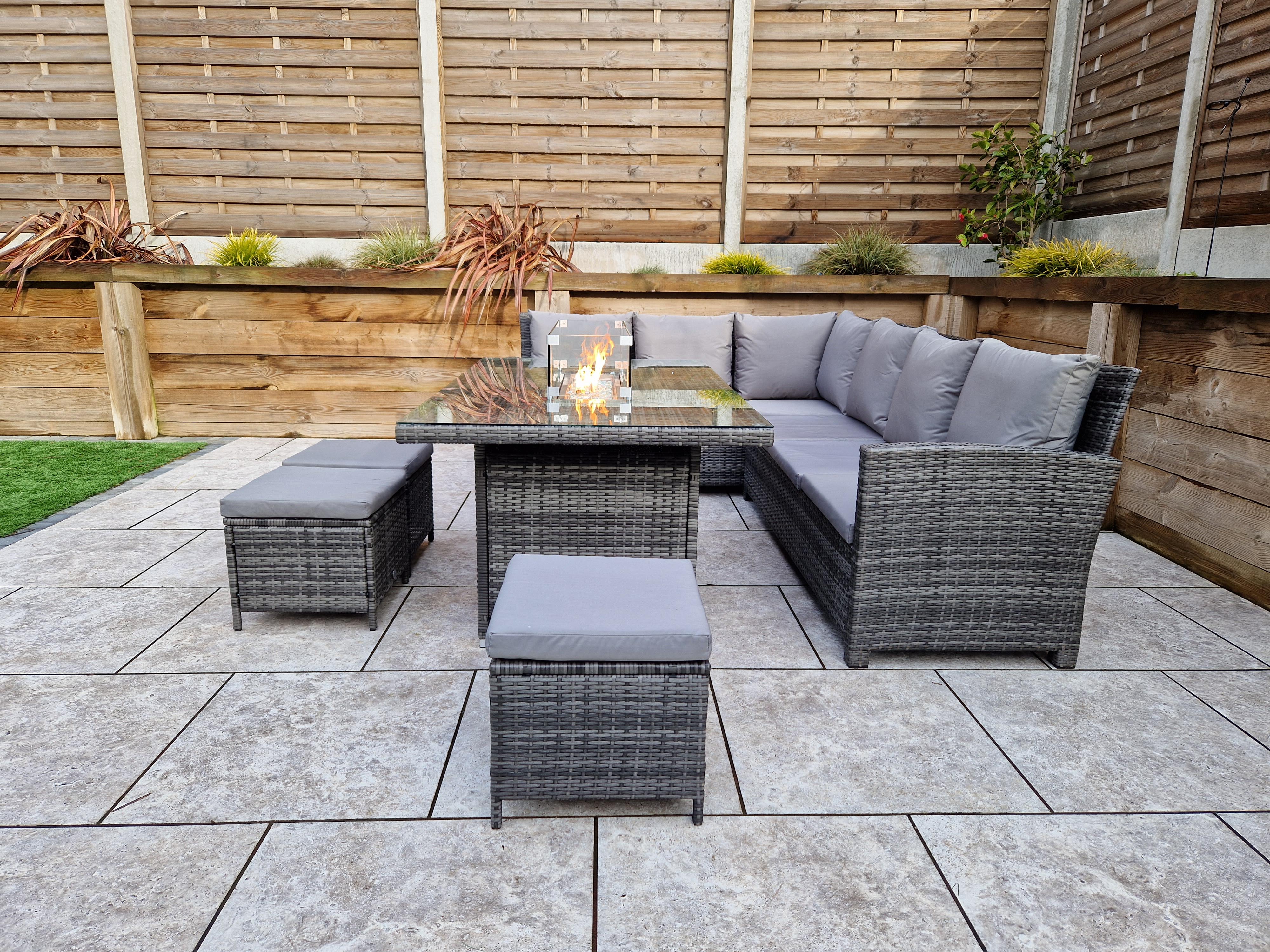 Charlotte Firepit corner dining set