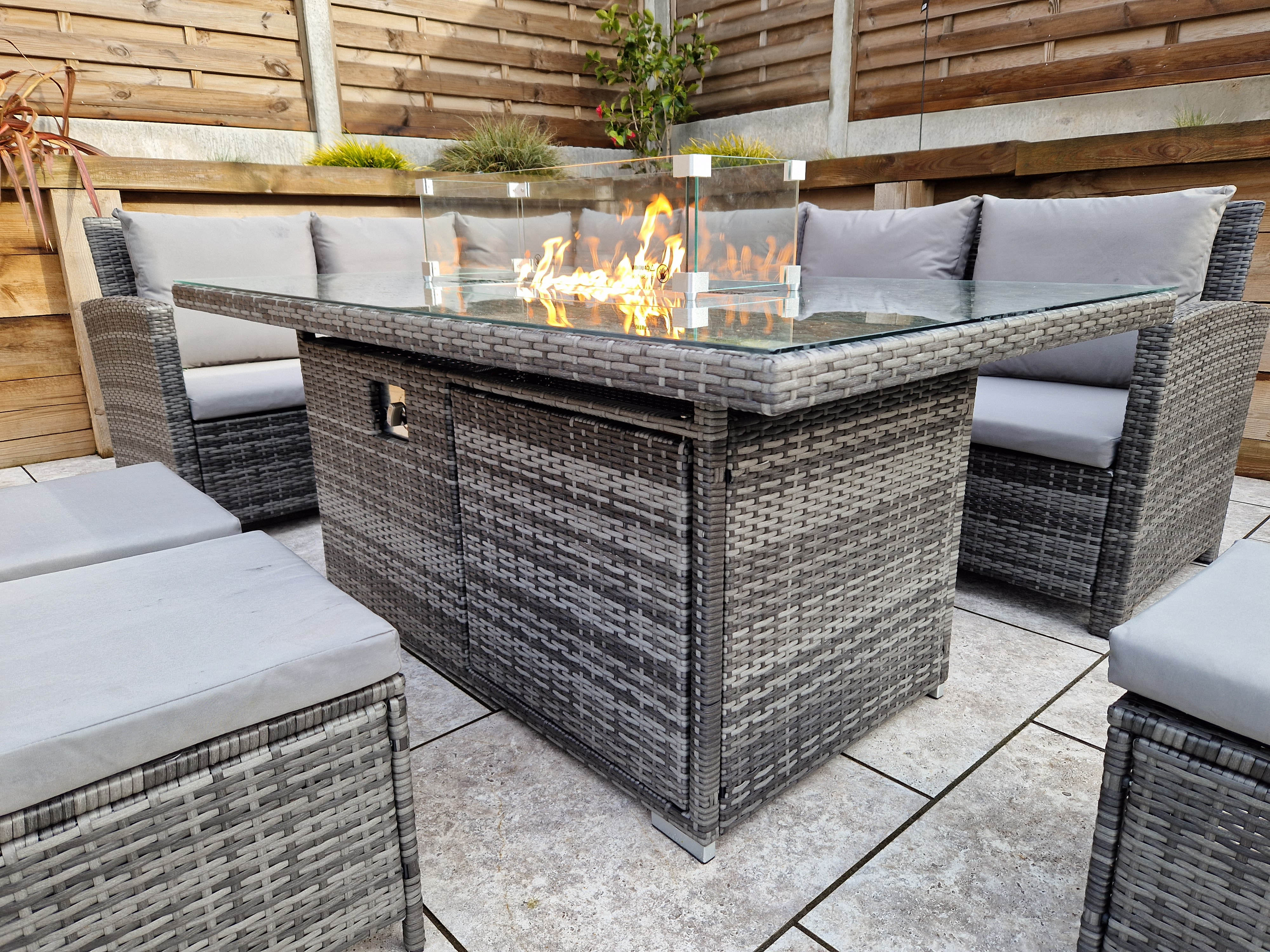 Charlotte Firepit corner dining set