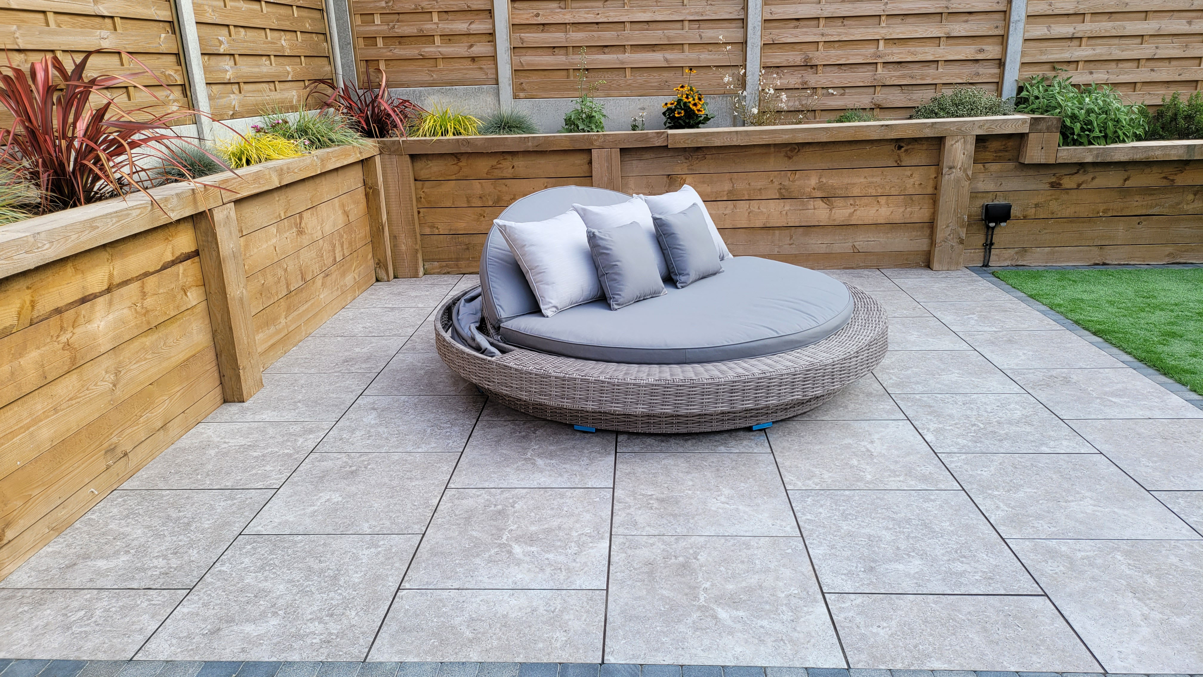MADISON Daybed in Grey